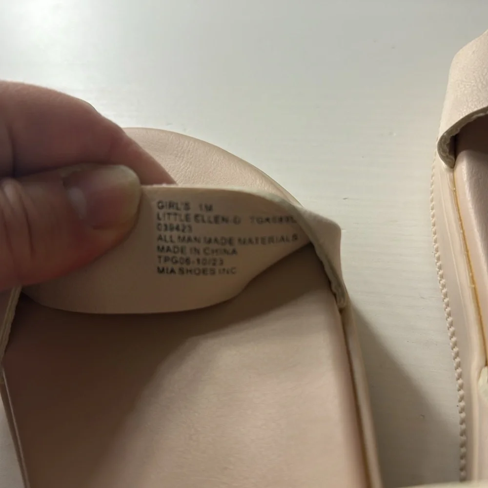 MIA Ellen Flatform Sandal (Little Kid & Big Kid) in pale pink.  size 1. - Picture 6 of 9